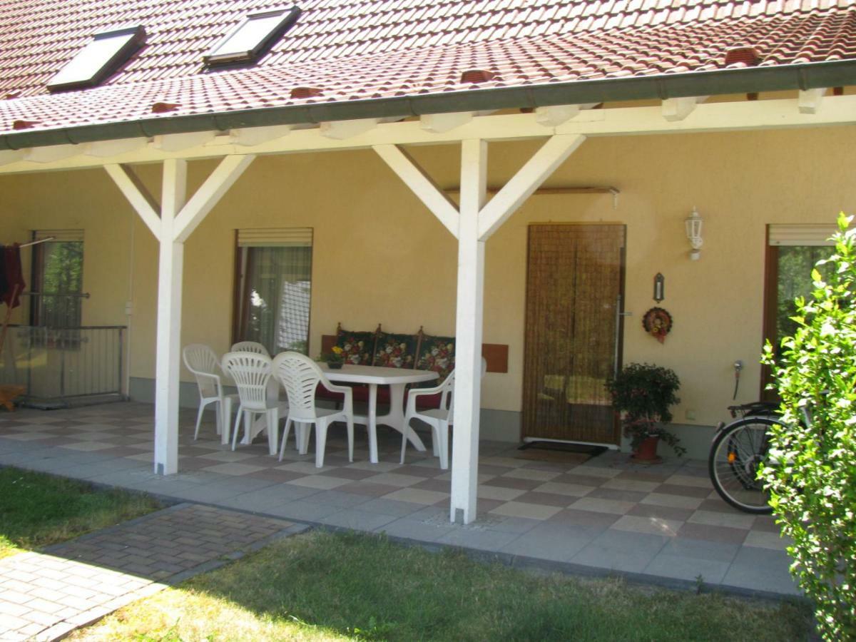 Ferienwohnung Herbsleben Exterior photo